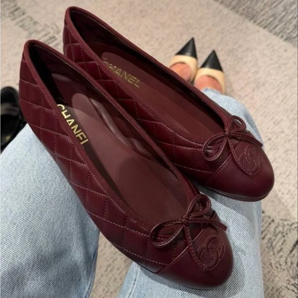 Chanel 26P Dark Burgundy Flats | Size 38 - Picture 12 of 13